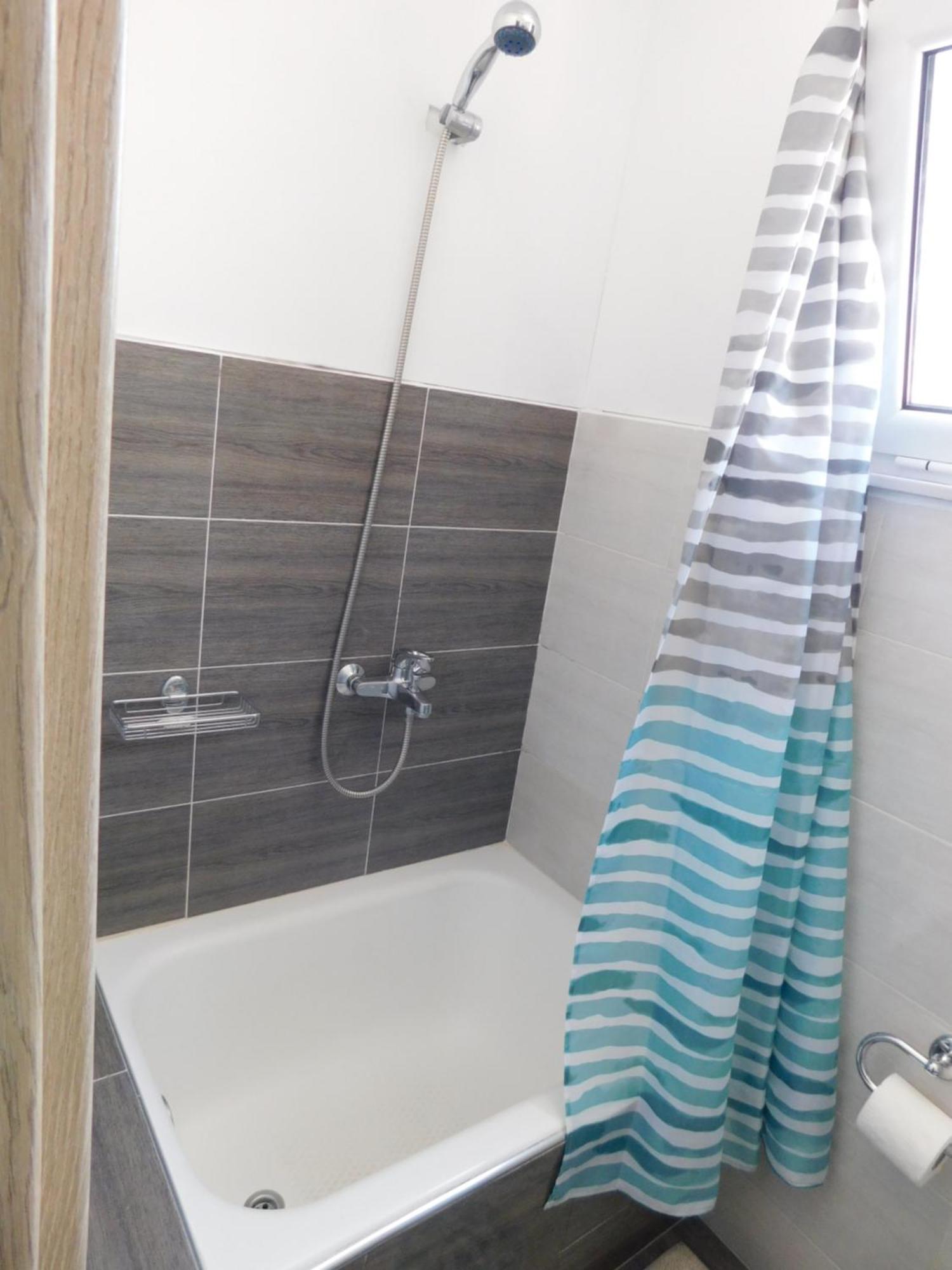 Marina'S Sea Home كالاماتا المظهر الخارجي الصورة