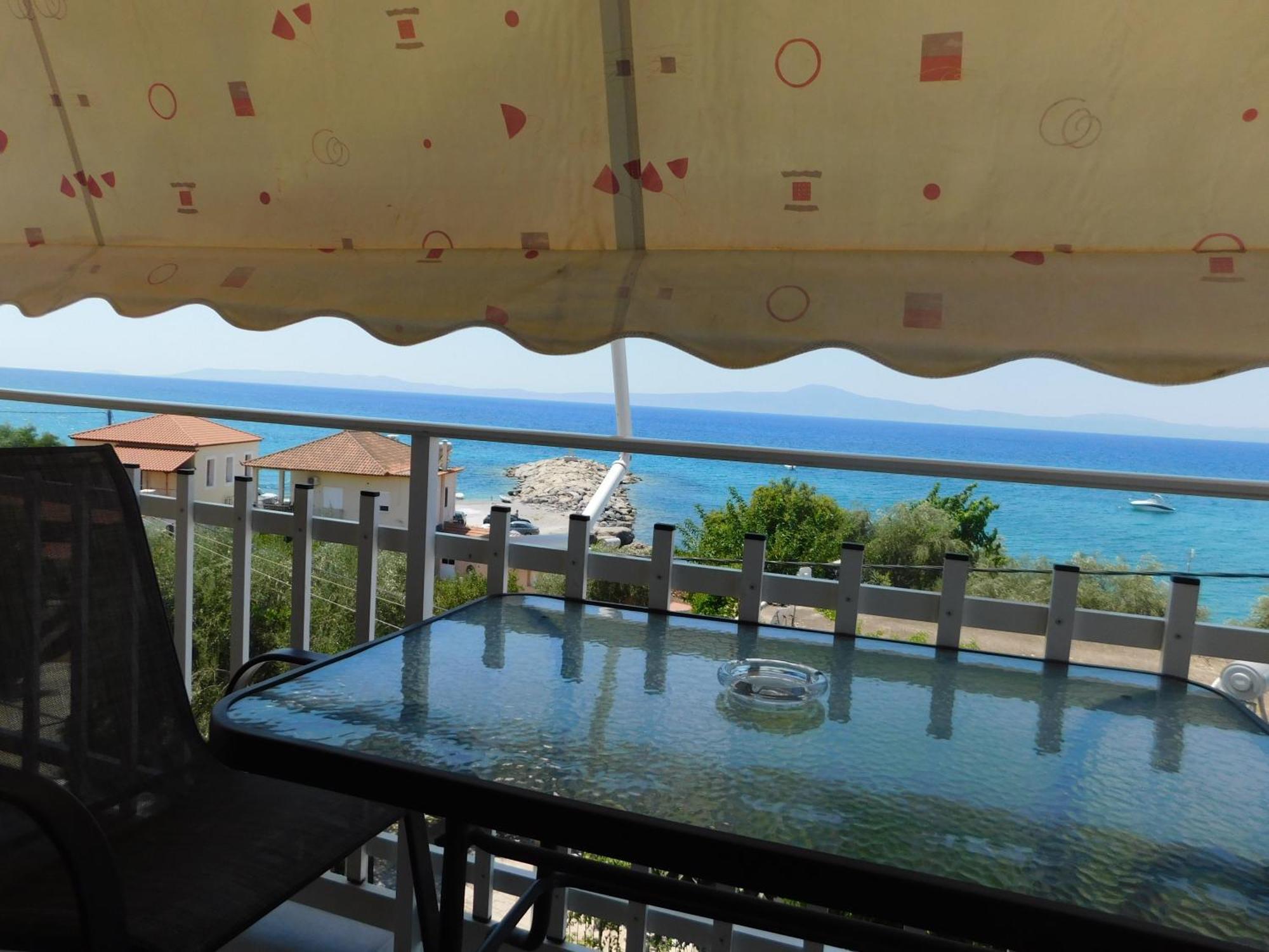 Marina'S Sea Home كالاماتا المظهر الخارجي الصورة